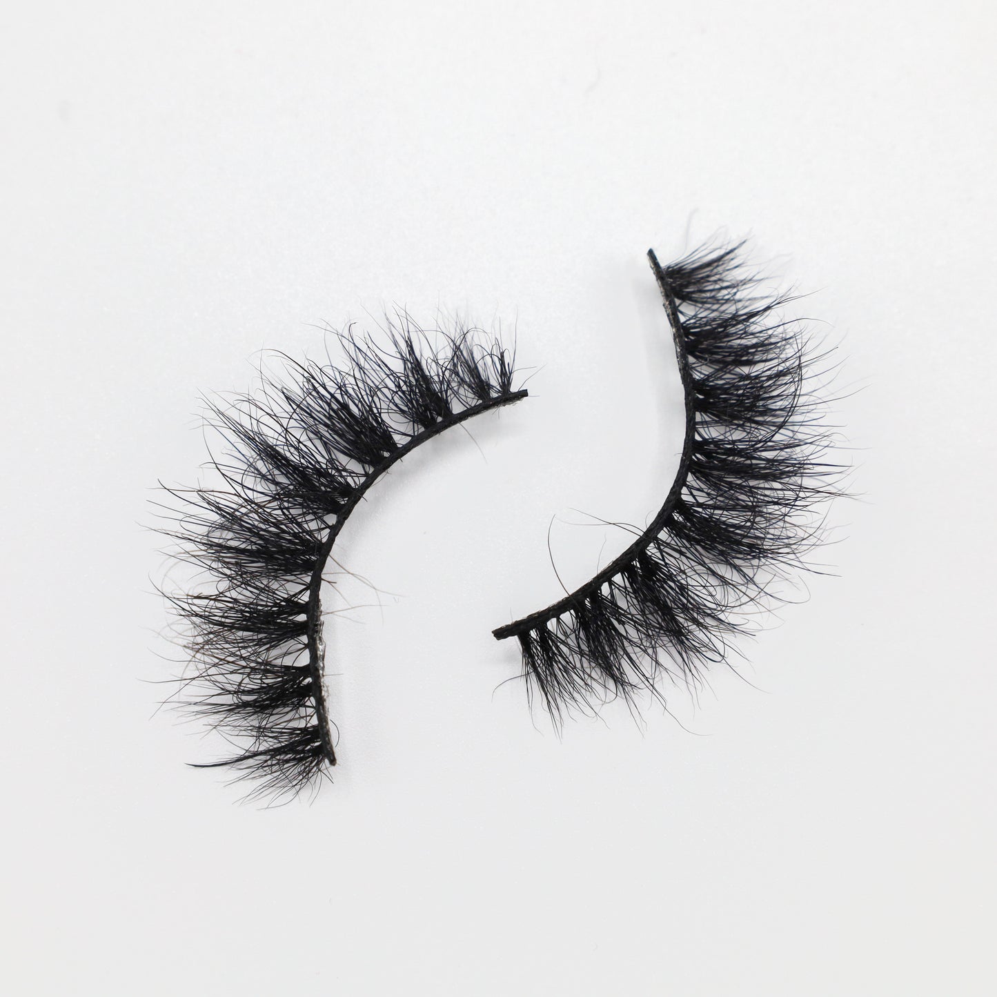 ♡ Strip Lashes ♡